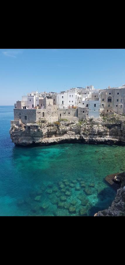 Polignano A Mare: Sulla Piazza Di Domenico Modugno Villa ภายนอก รูปภาพ