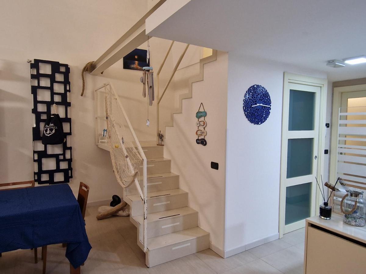 Polignano A Mare: Sulla Piazza Di Domenico Modugno Villa ภายนอก รูปภาพ