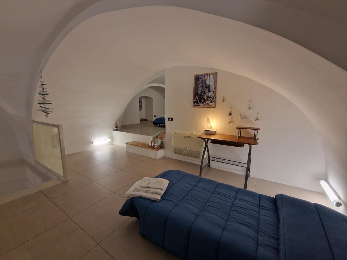 Polignano A Mare: Sulla Piazza Di Domenico Modugno Villa ภายนอก รูปภาพ