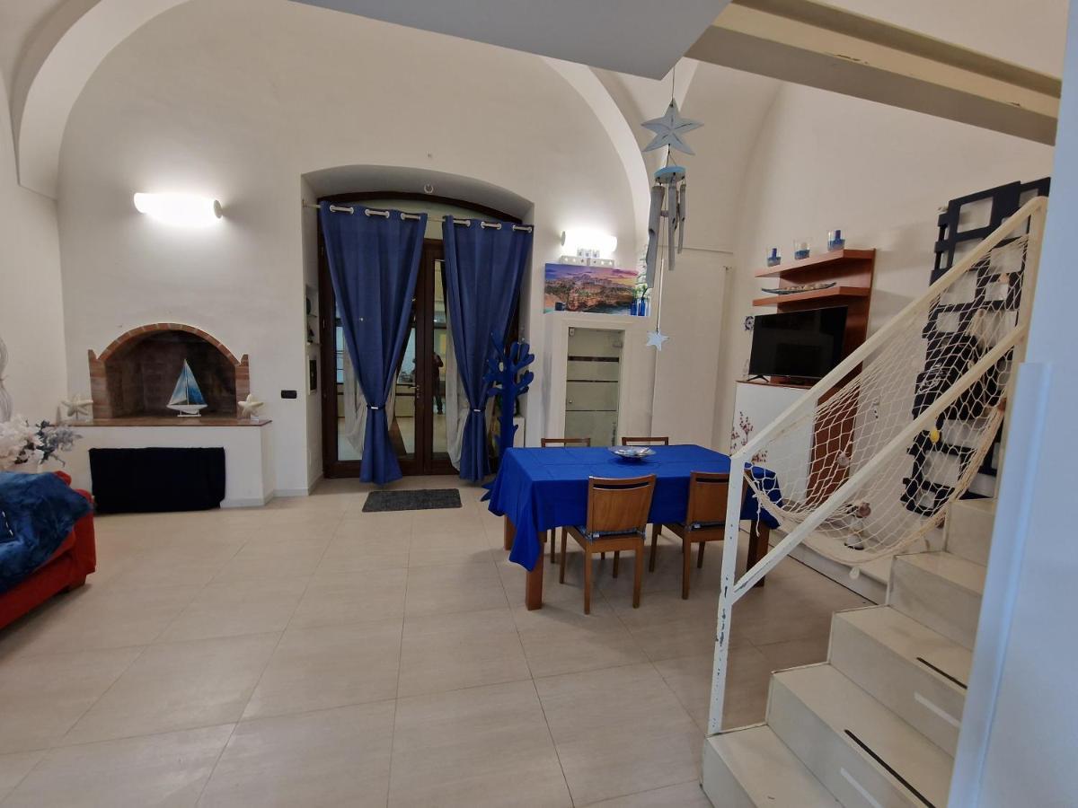 Polignano A Mare: Sulla Piazza Di Domenico Modugno Villa ภายนอก รูปภาพ