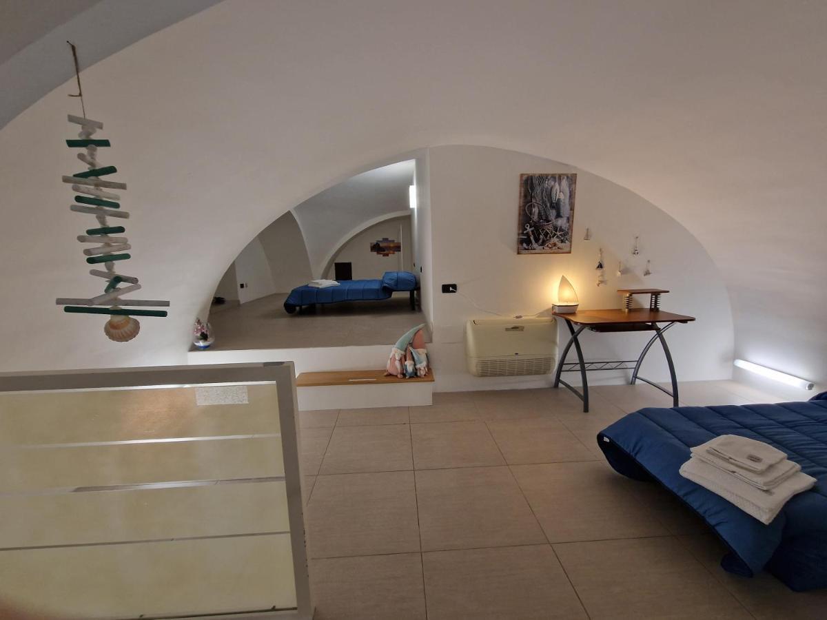 Polignano A Mare: Sulla Piazza Di Domenico Modugno Villa ภายนอก รูปภาพ