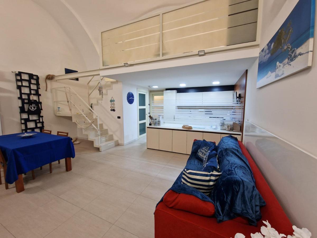 Polignano A Mare: Sulla Piazza Di Domenico Modugno Villa ภายนอก รูปภาพ